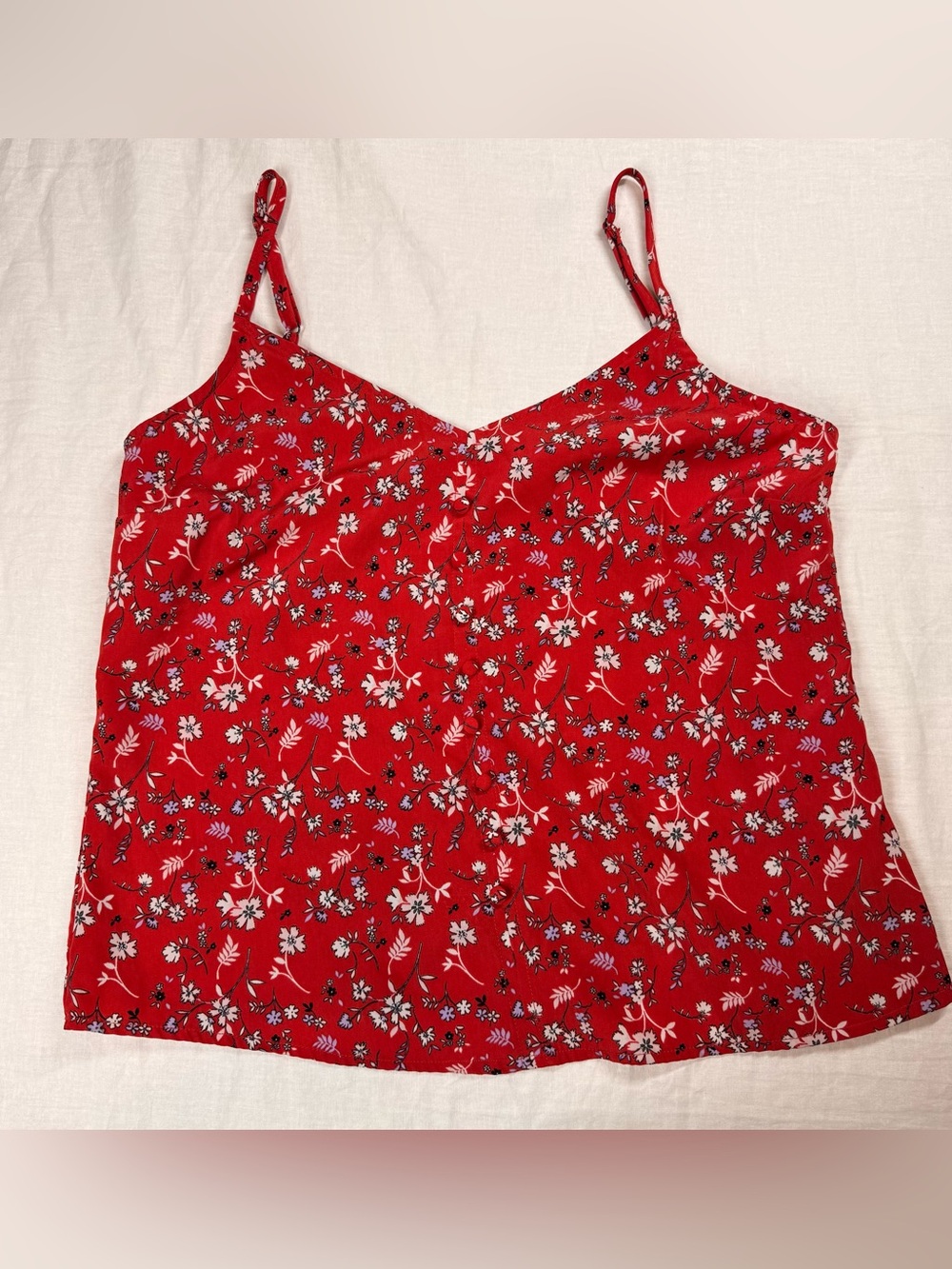 Sanctuary tank top flowy with button details